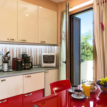 Flabellina Villa *