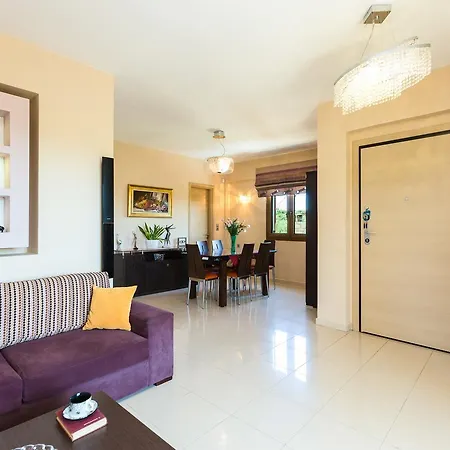 Flabellina Villa Adelianos Kampos